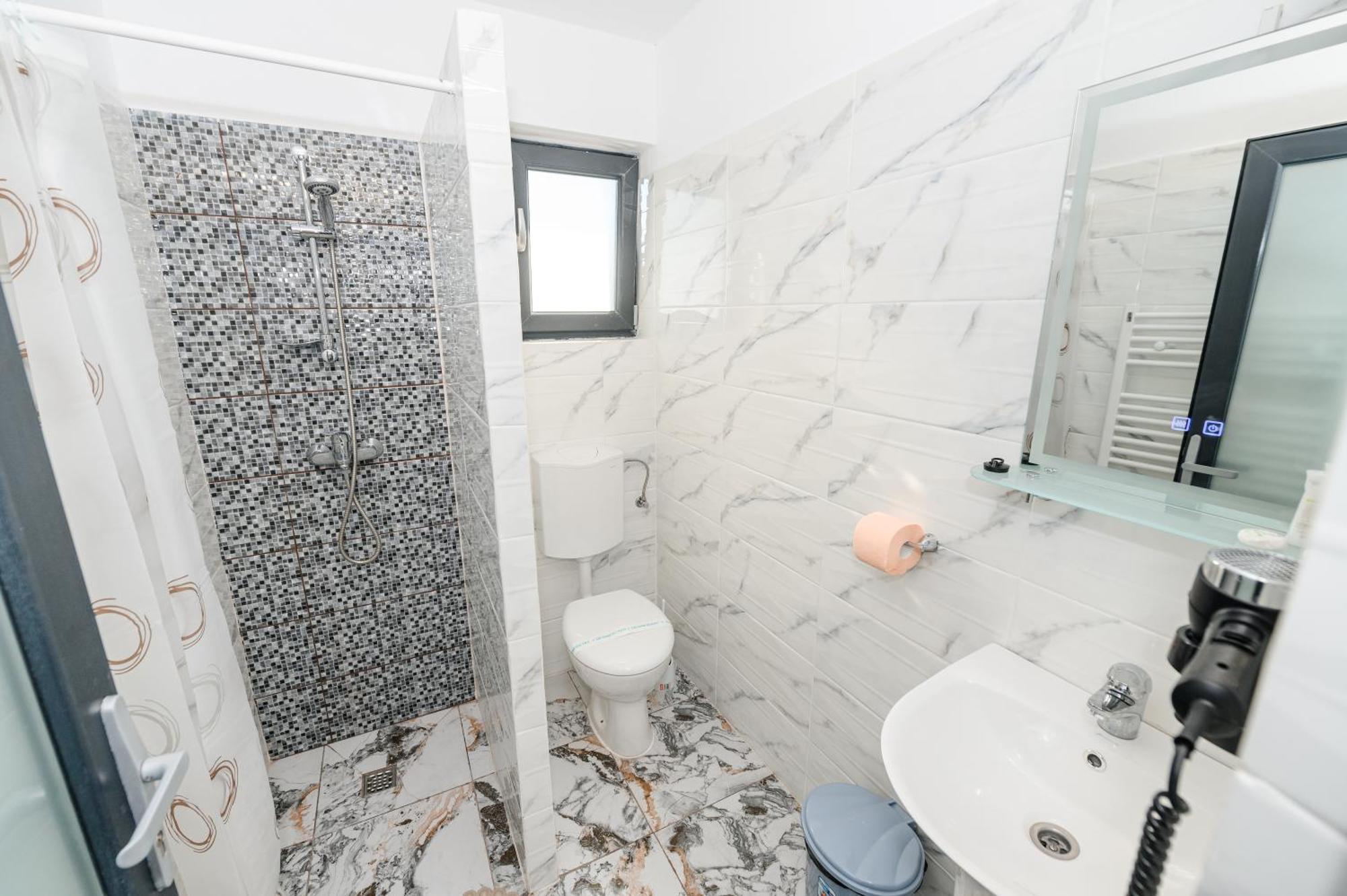 Casa Alexander Hotel Călimăneşti Bagian luar foto